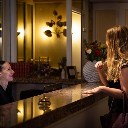 Hotel Restaurant Le Centenaire Les Eyzies Екстериор снимка