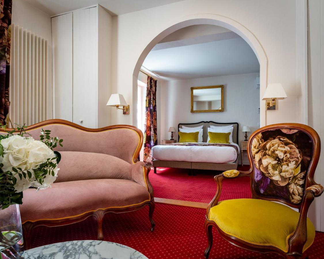 Hotel Restaurant Le Centenaire Les Eyzies Екстериор снимка